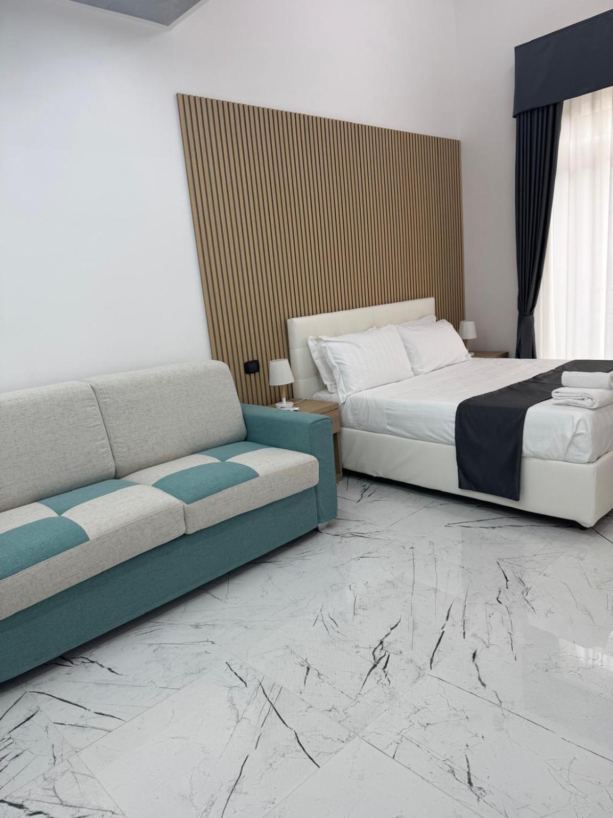 Hotiday Room Collection - Napoli Sant'Arcangelo Eksteriør billede