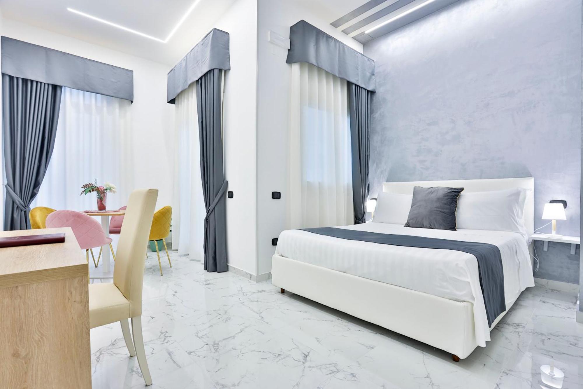 Hotiday Room Collection - Napoli Sant'Arcangelo Eksteriør billede